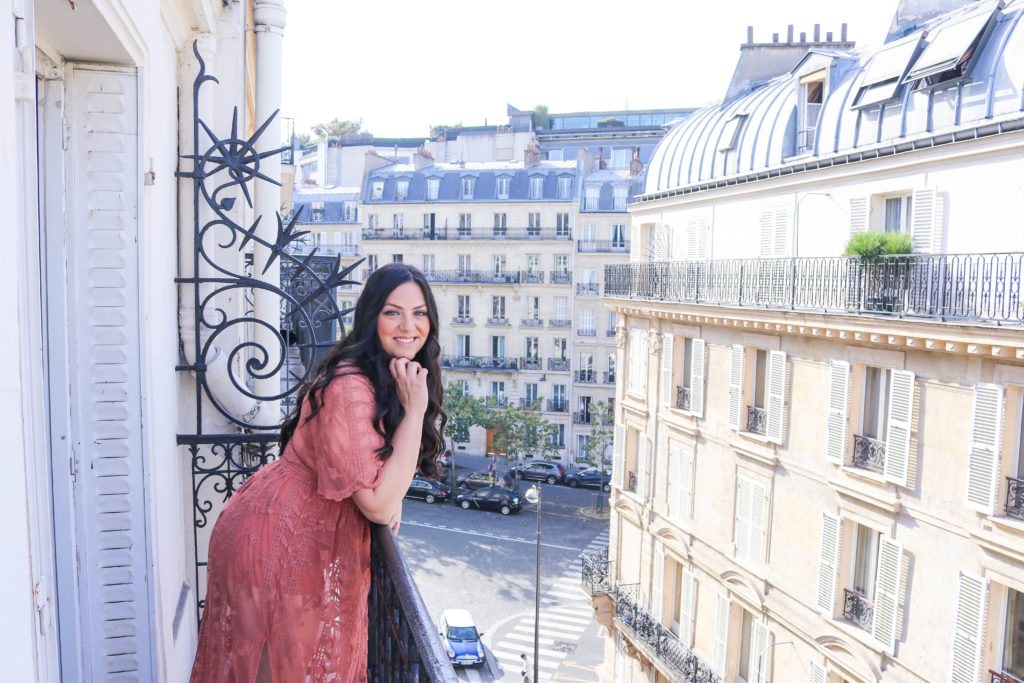 How To Effortlessly Look Good While Traveling