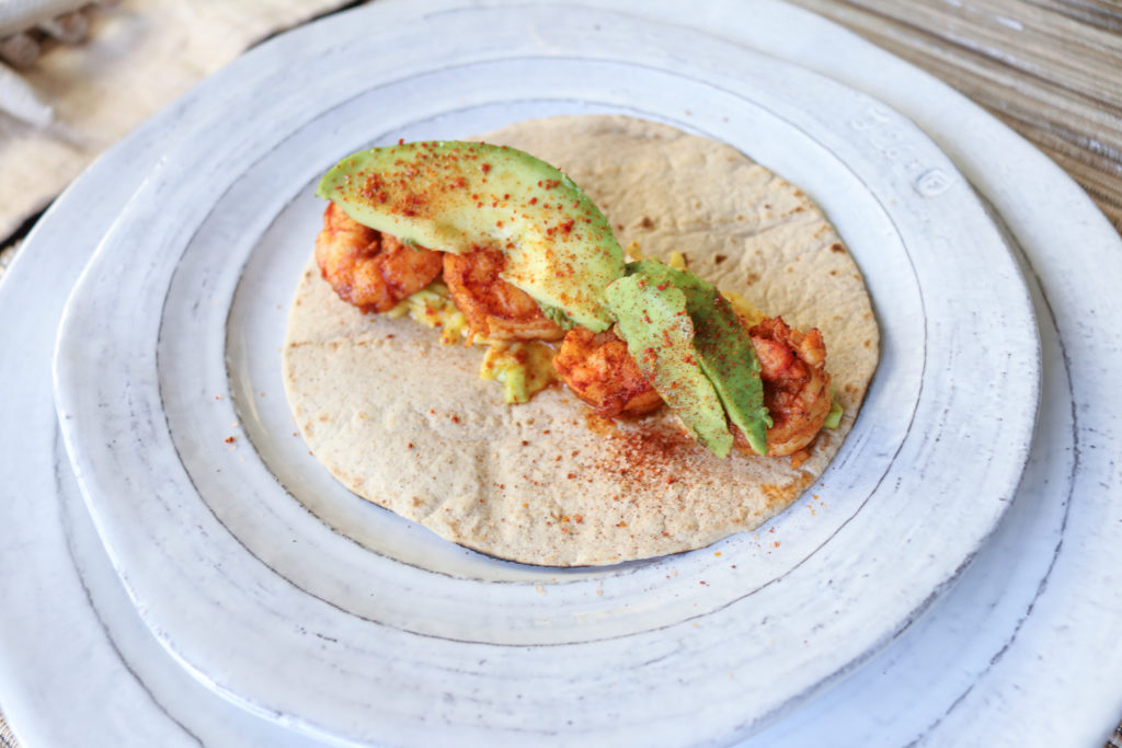 A Coastal Christmas Tablescape and Spicy Mango Shrimp Tacos