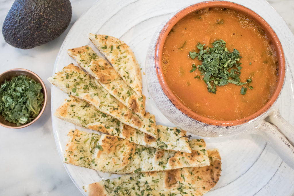Creamy Roasted Tomato Soup | vegan | whole 30 recipes | dairy free soup | comforting soups |
