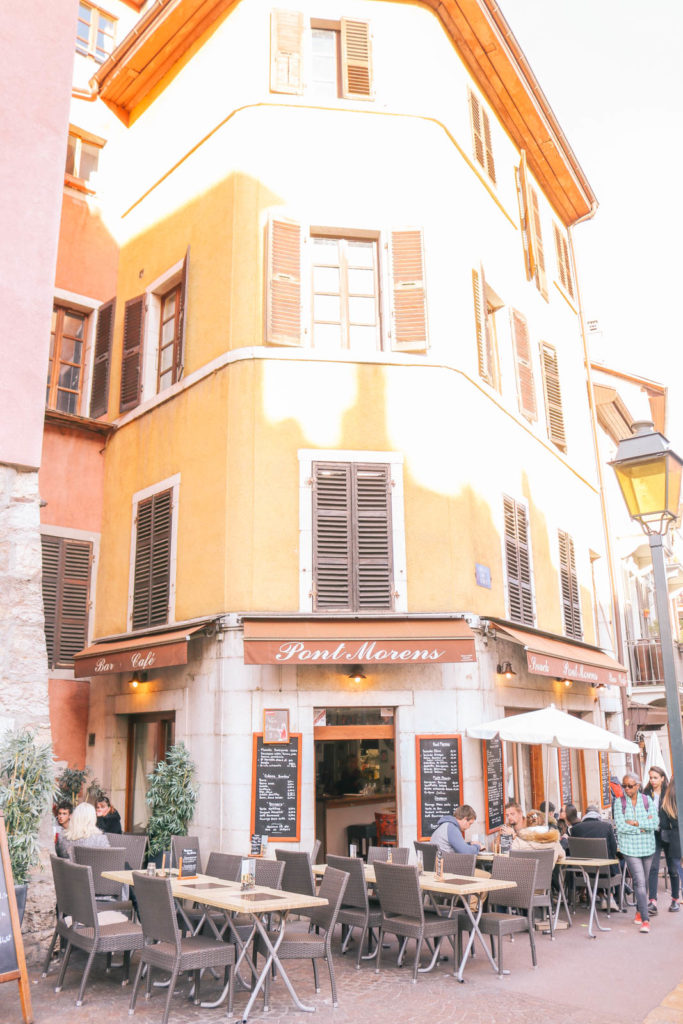 Where and what to eat in the charming town of Annecy, France