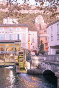 Fontaine De Vaucluse Isle Sur La Sorgue