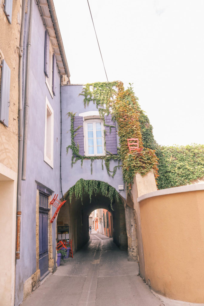 Isle Sur La Sorgue - the cutest antique market town in Provence in the Luberon Valley