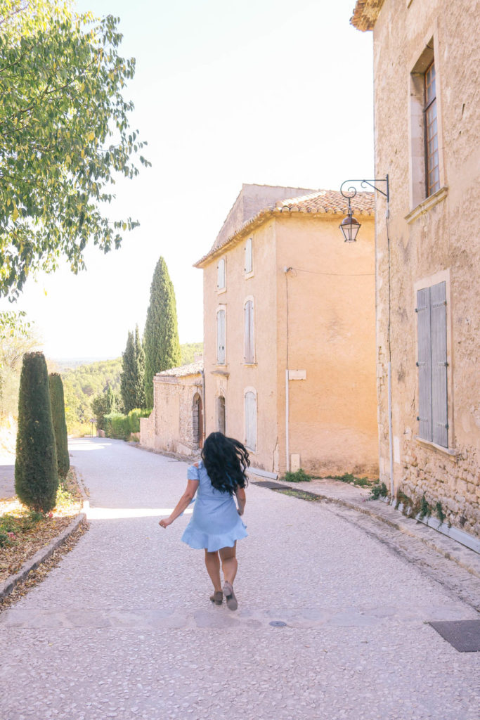 Ultimate guide to the picturesque villages in Luberon, France, which may be the best part of Provence