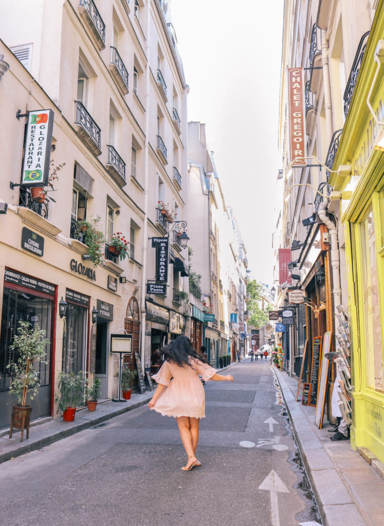 3 days in Paris itinerary with all the best Paris, France recommendations on where to eat, stay, and things to do
