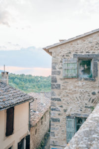 Menerbes France